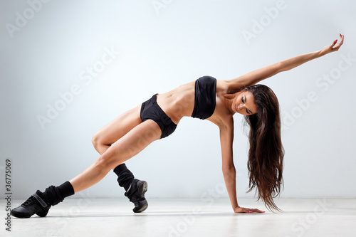 Photo: the dancer the dancer