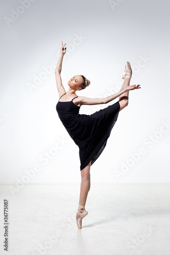 Photo: the dancer the dancer