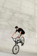 Foto: Young BMX bicycle rider Young BMX bicycle rider