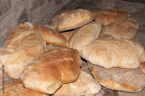 Photo: Hogazas de pan tostado recien horneadas Hogazas de pan tostado recien horneadas