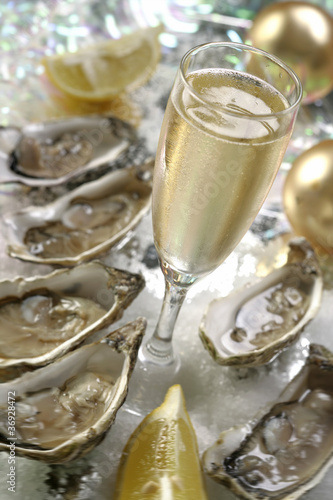 Photo: Huîtres & Champagne Huîtres & Champagne