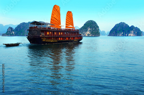 Photo: jonque de tourisme jonque de tourisme