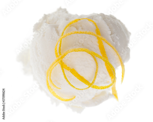 Foto: Zitroneneis mit Dekoration von oben Zitroneneis mit Dekoration von oben