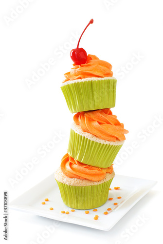 Photo: Stacked cupcakes Stacked cupcakes