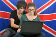 Apprendre l'anglais - Etudiants et ordi portable