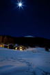 Photo: Chalet con luna piena Chalet con luna piena