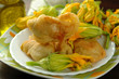 Fiori di zucca fritti