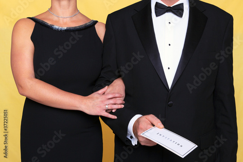 BLACK TIE - WIKIPEDIA, THE FREE ENCYCLOPEDIA