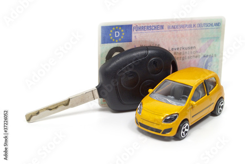 Photo: Führerschein mit Autoschlüssel Führerschein mit Autoschlüssel