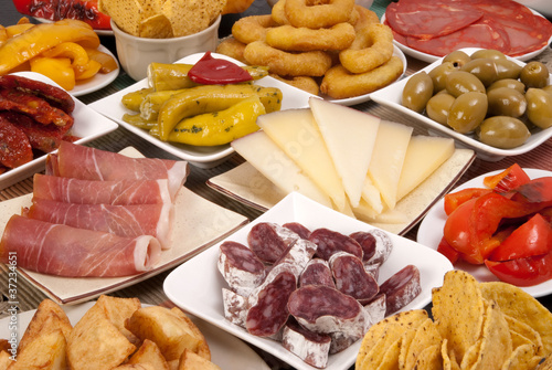 Foto: Traditional Spanish tapas Traditional Spanish tapas