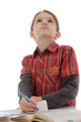 enfant cherchant l'inspiration enfant cherchant l'inspiration
