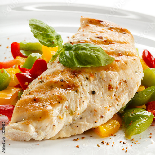Photo: Grilled turkey fillet and vegetables Grilled turkey fillet and vegetables