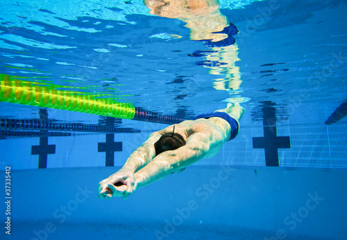 Foto: Swimmer in the Pool Swimmer in the Pool