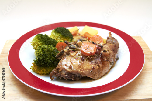 Photo: Braised rabbit with potatoes and broccoli Braised rabbit with potatoes and broccoli