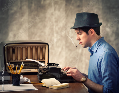 Photo: Writer - Scrittore Writer - Scrittore
