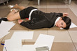 Foto: Lifeless businesswoman in a office Lifeless businesswoman in a office