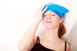 Foto: Frau mit Medipack Frau mit Medipack