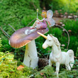 Photo: petite fée et dame licorne petite fée et dame licorne