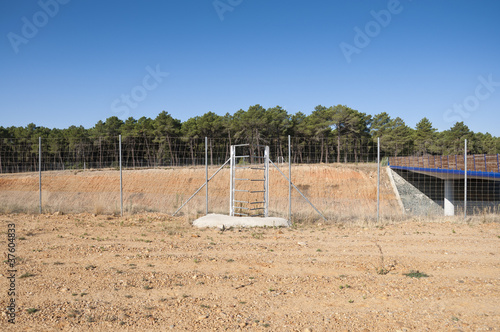 Photo: One-way deer gate One-way deer gate