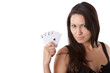Junge Frau mit Pokerkarten