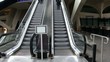 se dépêcher dans l'escalator