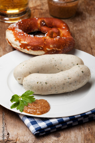 Foto: Paar bayerische Weißwürste Paar bayerische Weißwürste