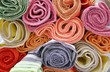 bunte Stoffrollen