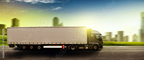 Photo: Truck in front of a Skyline Truck in front of a Skyline