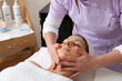 Trattamento bellezza Viso e collo Trattamento bellezza Viso e collo