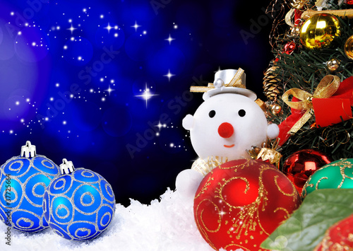 Christmas Snow Picture Singapore on Christmas Holiday Background With A Snow Man    Byrdyak  37725664