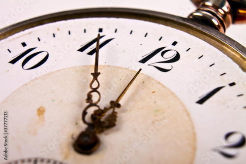 Foto: 5 vor 12 Taschenuhr 5 vor 12 Taschenuhr