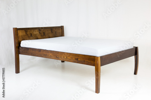 Photo: Holzbett Holzbett