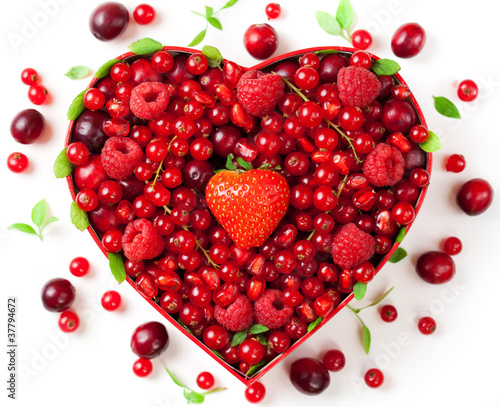 Photo: Red berries for in heart-shaped box Red berries for in heart-shaped box