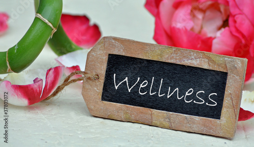Foto: Wellness - Rosenblüten & Bambus Wellness - Rosenblüten & Bambus