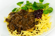 Reh - Ragout mit Spätzle,Sahne,Preiselbeeren,Feldsalat