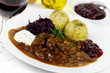 Reh - Ragout mit Knödel,Sahne,Rotkohl,Preiselbeeren