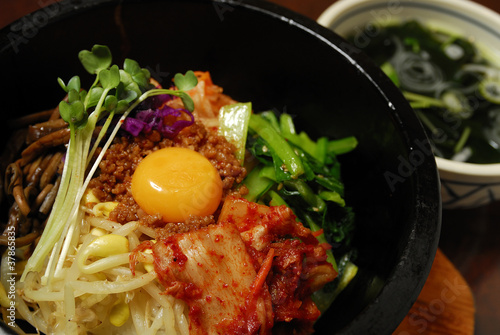 Foto: 石焼ビビンバ 石焼ビビンバ