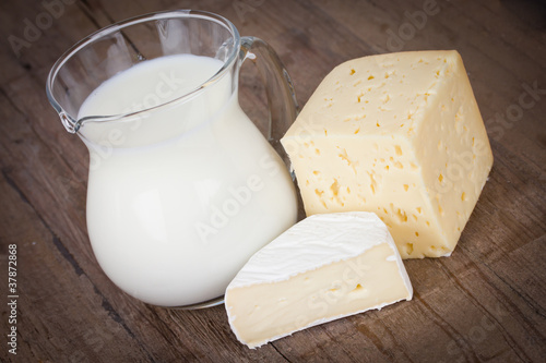 Foto: Milch und Käse Milch und Käse