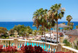 Swimming pool, open-air restaurant and beach of luxury hotel, Te