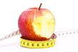 Apfel Elstar mit Maßband