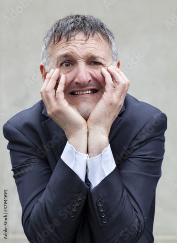 Foto: worried business man worried business man