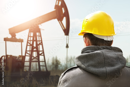 Photo: oil worker oil worker