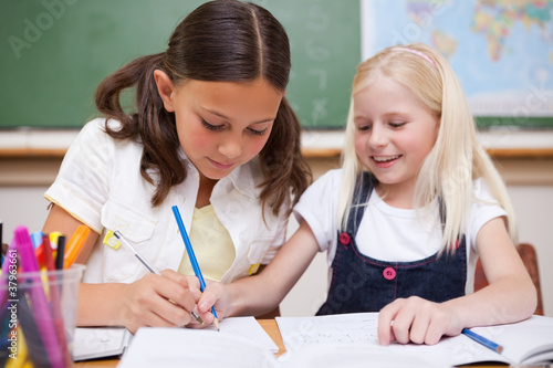 Photo: Pupils working together Pupils working together
