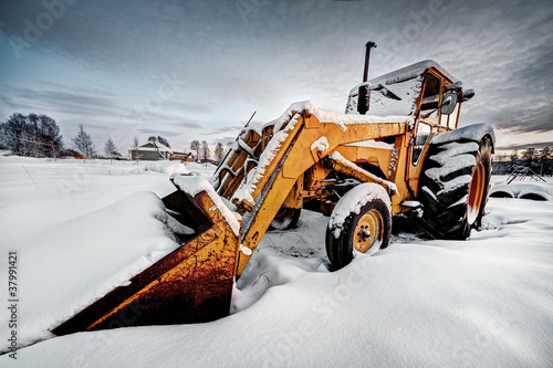 Photo: winter tractor winter tractor