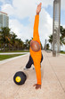 Foto: Handsome Man Exercising in Miami South Beach Handsome Man Exercising in Miami South Beach