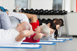 bauchtraining im fitnessstudio