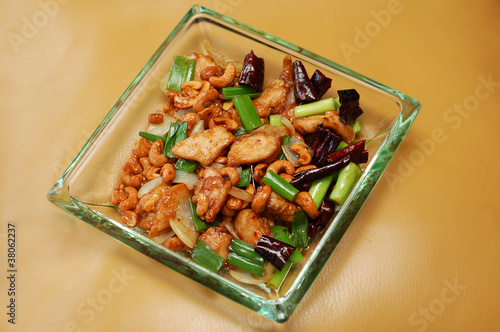 Foto: Chicken with nuts Chicken with nuts
