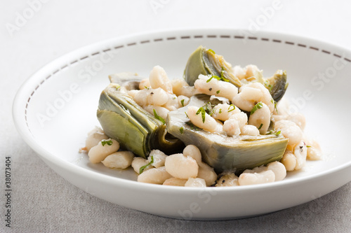 Photo: Artichokes and white beans Artichokes and white beans