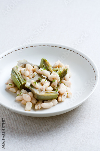 Photo: Artichokes and white beans Artichokes and white beans
