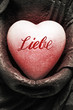 Herz in den Händen des Buddha - Liebe Herz in den Händen des Buddha - Liebe